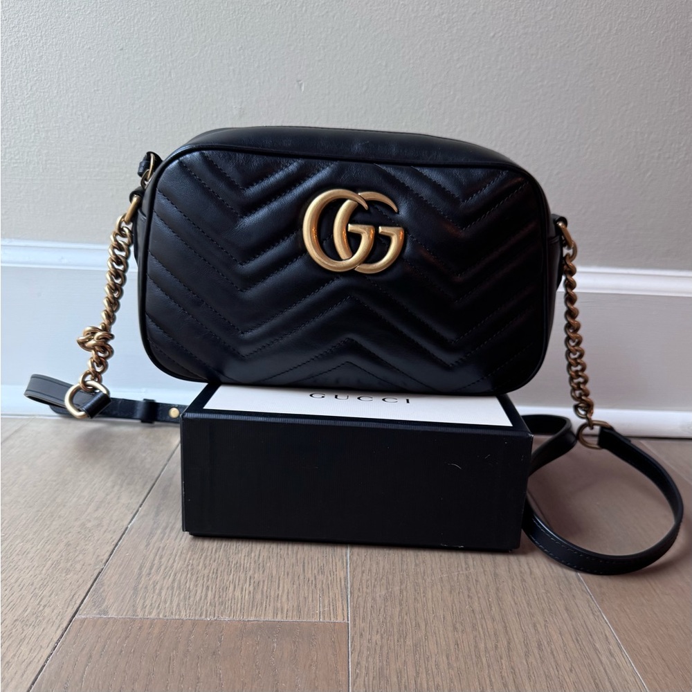 Gucci GG Marmont small camera bag